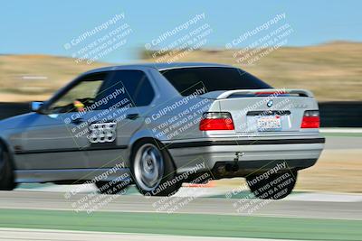 media/Dec-13-2025-Extreme Speed (Sat) [[d129ecb0b9]]/Beginner/Session 2 (Turn 4)/